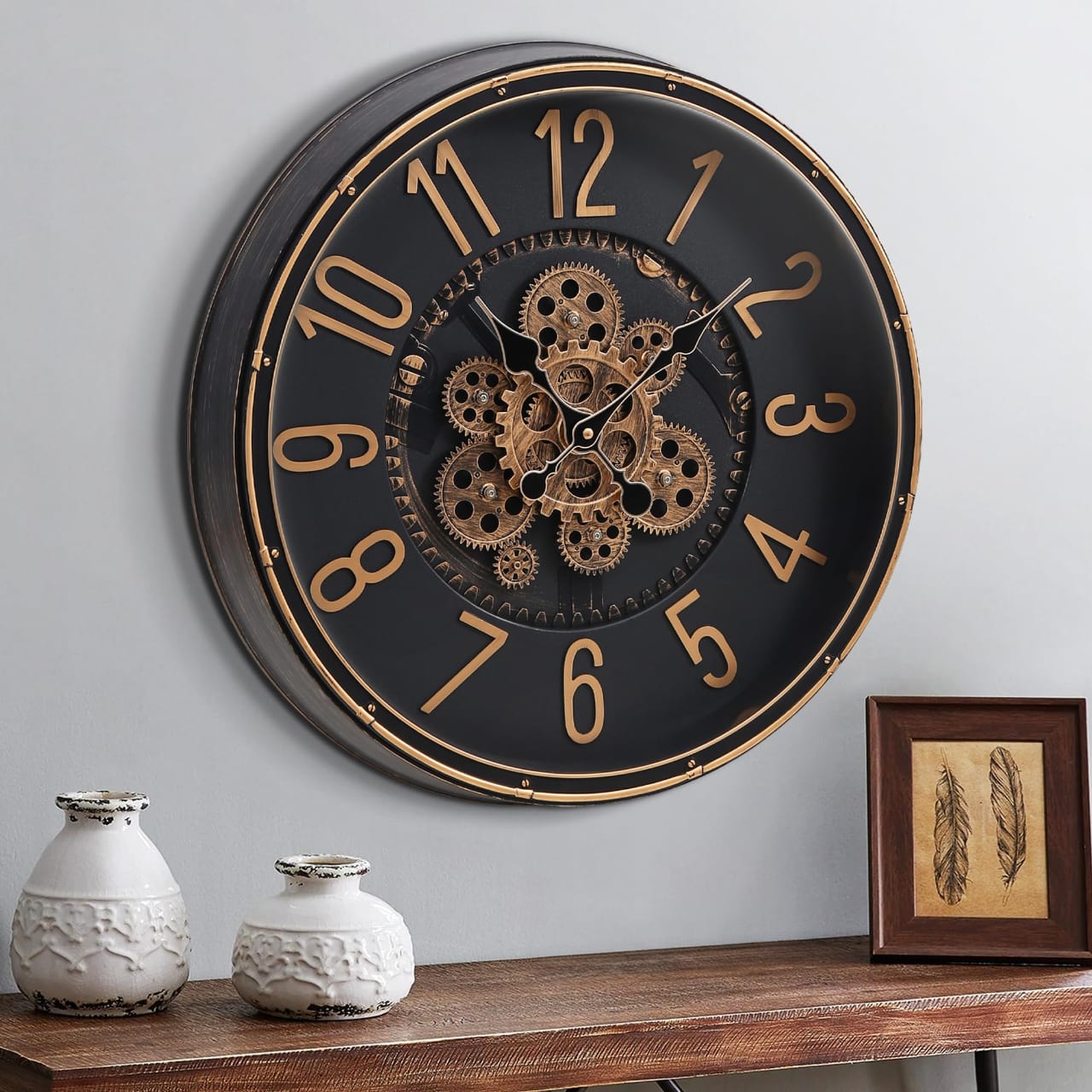 Analogue Wall Clock with moving gears